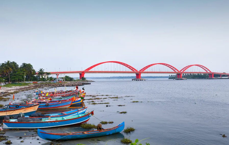 Azheekal Beach, Kollam, Kerala - Vushii.com